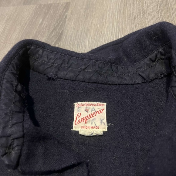 Conqueror button up - Picture 3 of 3